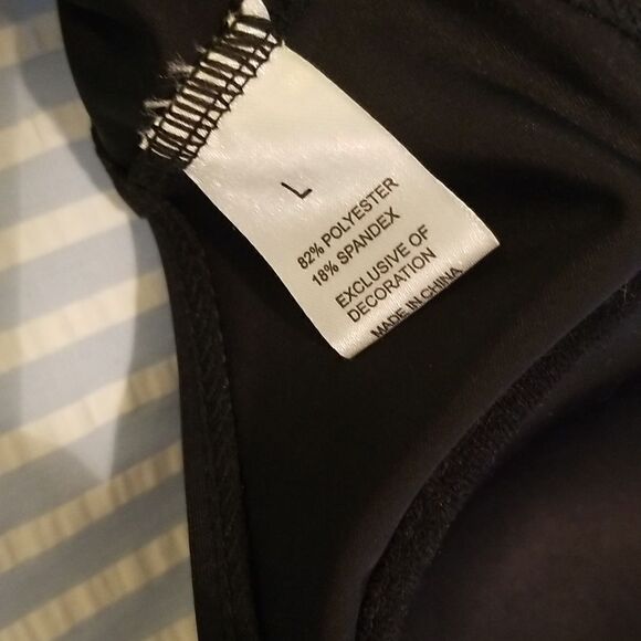 Bikini top black Large  - Picture 7 of 8